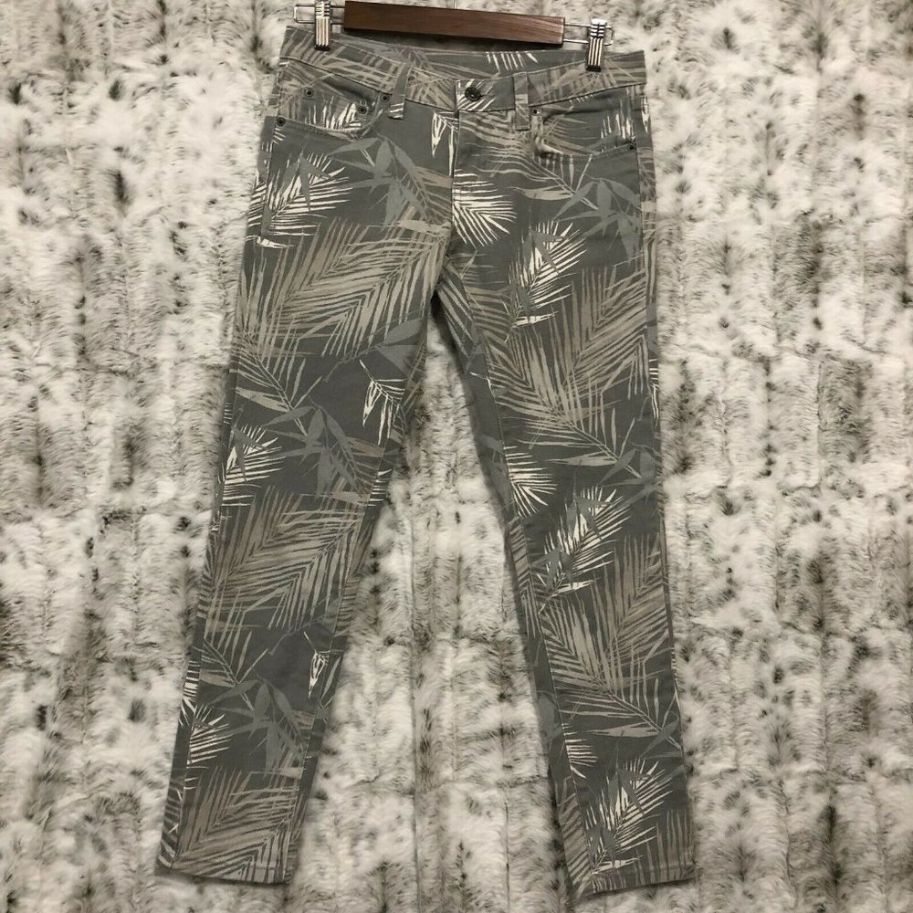 Carmar LF Womens Size 27 Light wash Grey Leaf Stretch Denim Low Rise NWT